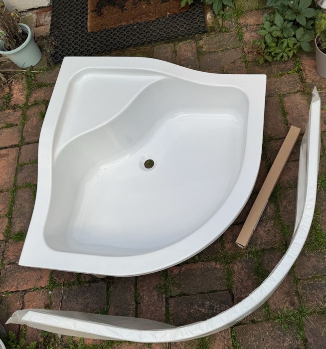 Brodzik prysznicowy półokrągły Durasan 90x90x30 z obudową - Nowy