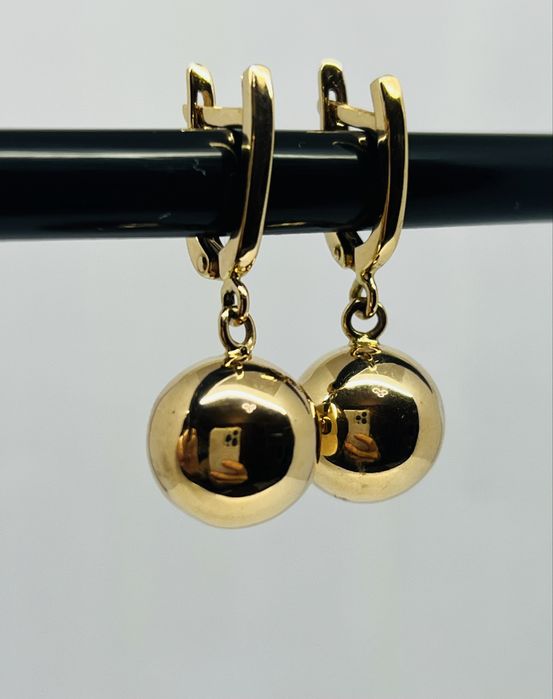 Золотые серьги. Золоті сережки