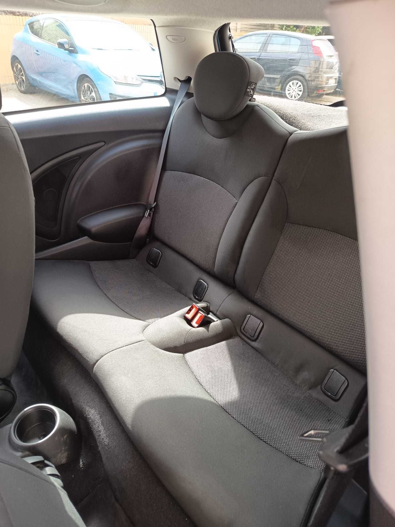 Mini 1.4 i gasolina