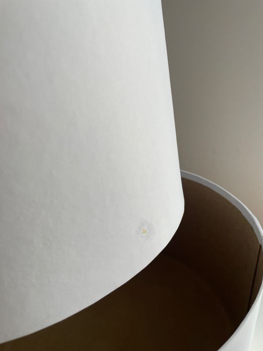 Продаются круглые коробки , белые , б/у