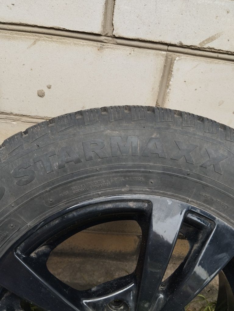 Продам колеса з дисками.