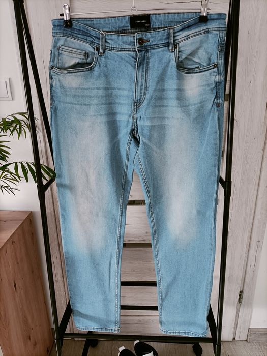 Spodnie jeansowe męskie jasne 43/36 Reserved skiny wiosna na wiosnę na