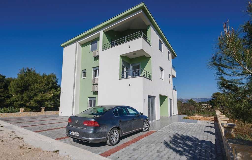 Wakacje, Chorwacja, wyspa Ciovo, apartament dla 6 osób, basen