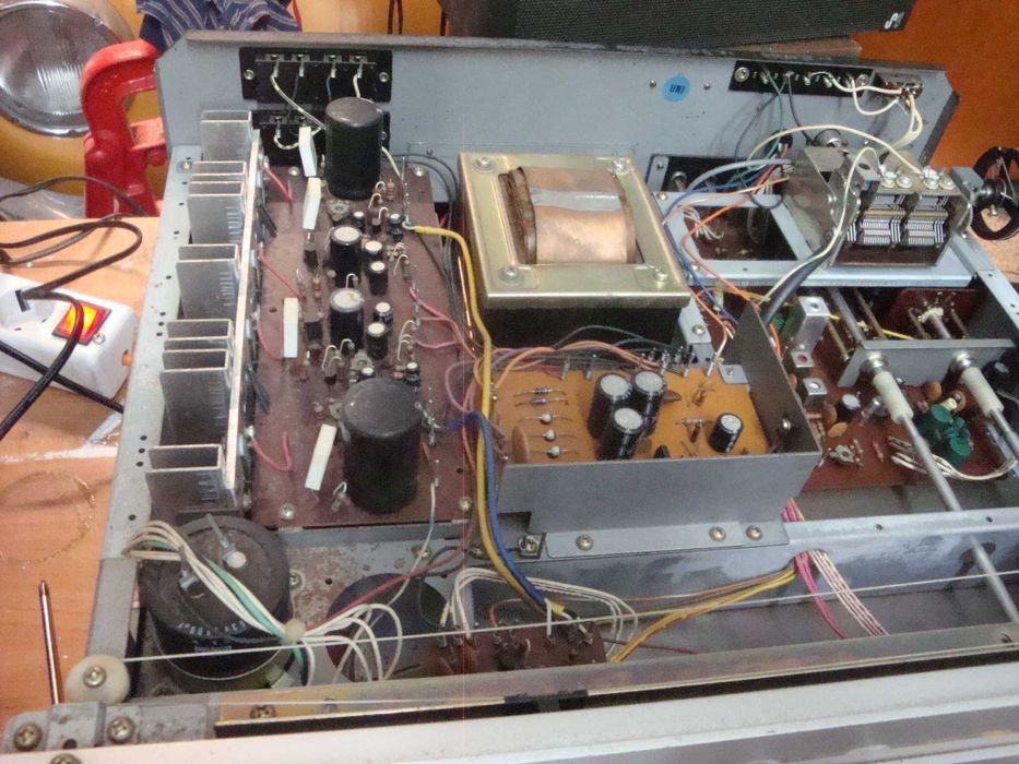 amplificador Akai AA7700