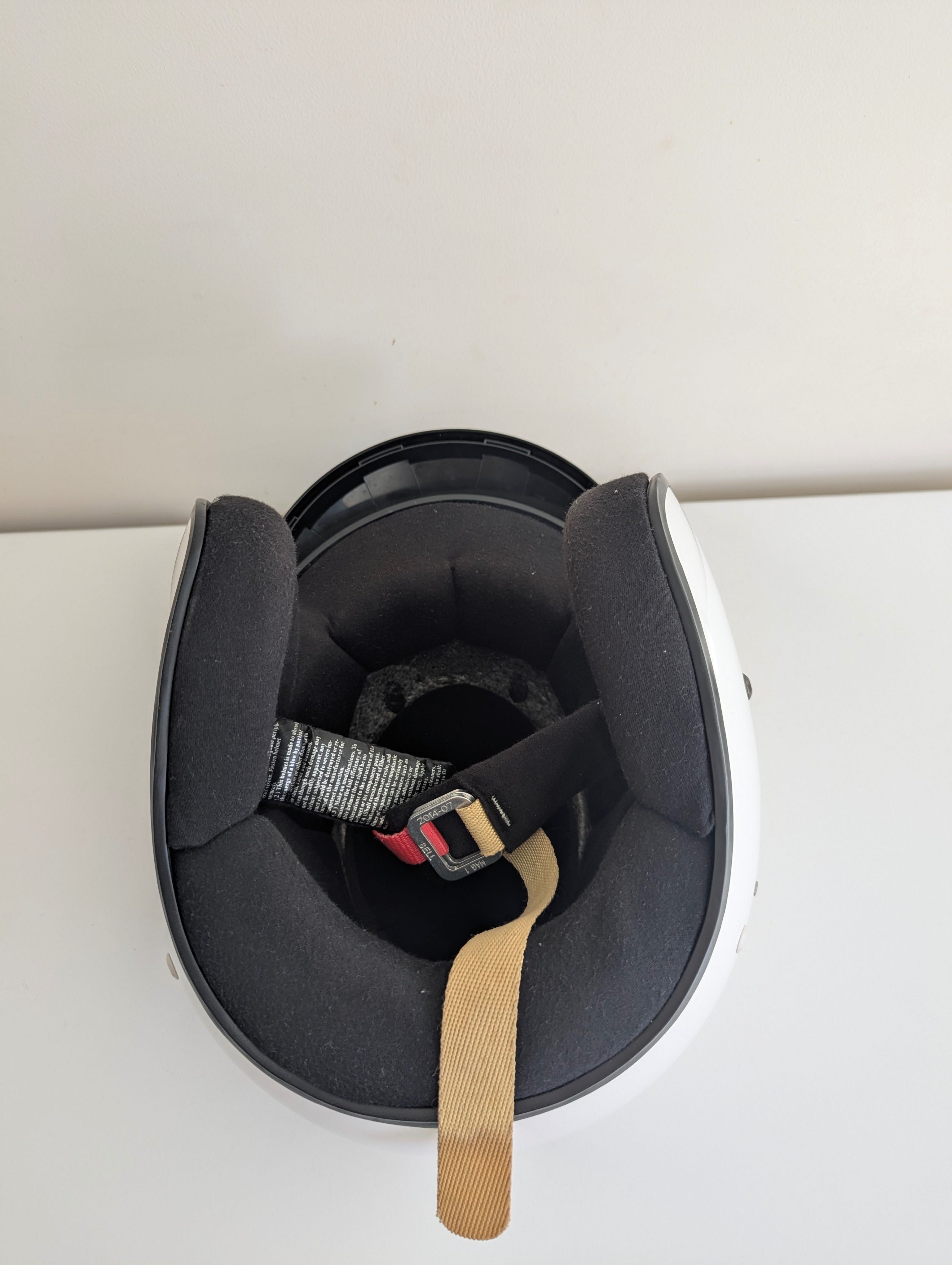 Capacete de Moto Aberto Bell (Estilo Jet - Tamanho L)