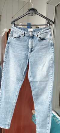 Молодіжні джинси розмір М,46-48 р ONLY