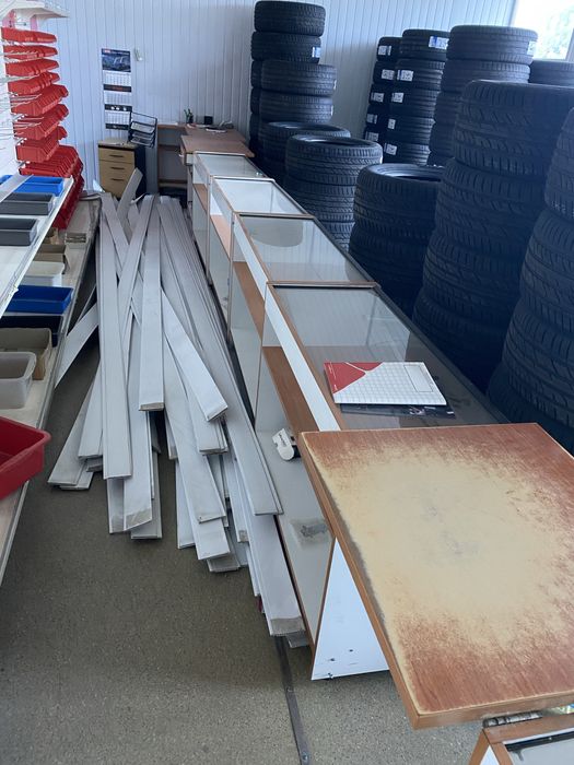 стеллажи металлические витрина