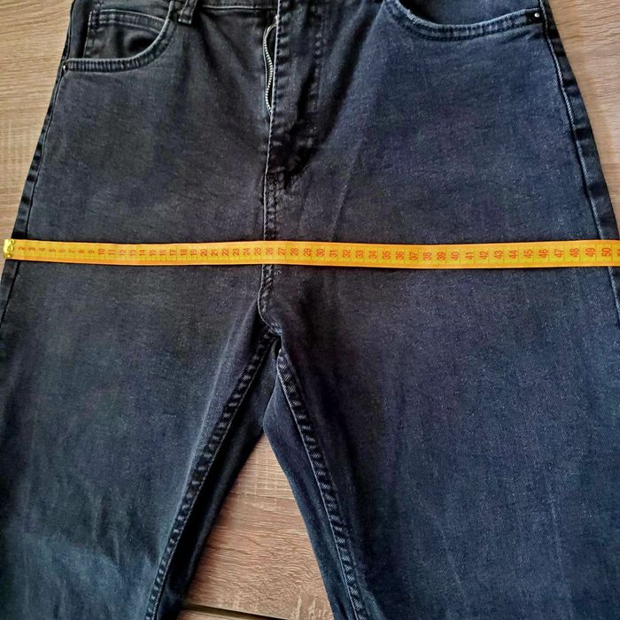 Новие джинси Моми