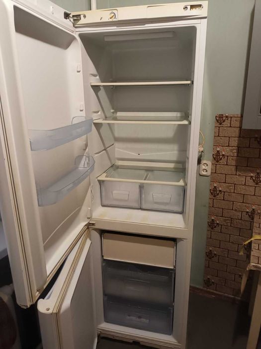 Холодильник Індезіт б/у