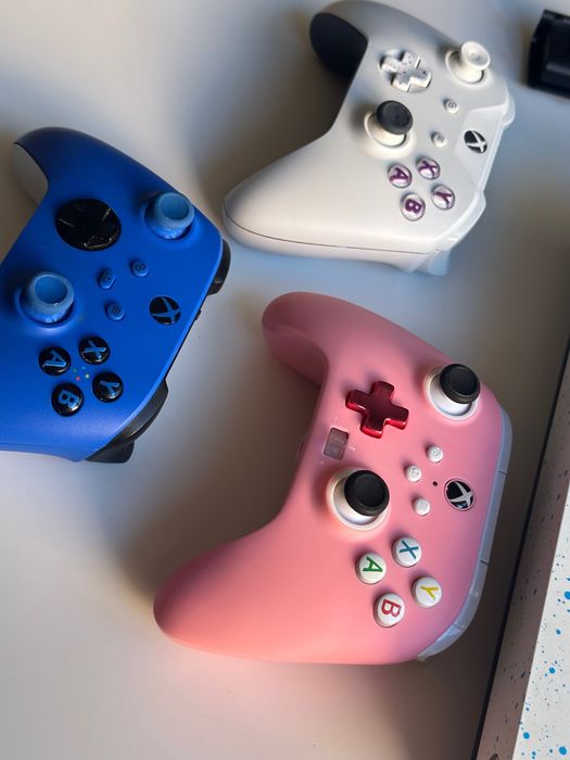 2 Comandos Xbox + bateria + fio