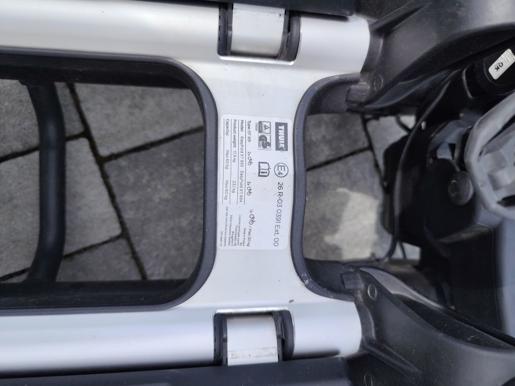 Bagażnik rowerowy Thule EasyFold XT 934 na 3 rowery z pokrowcem
