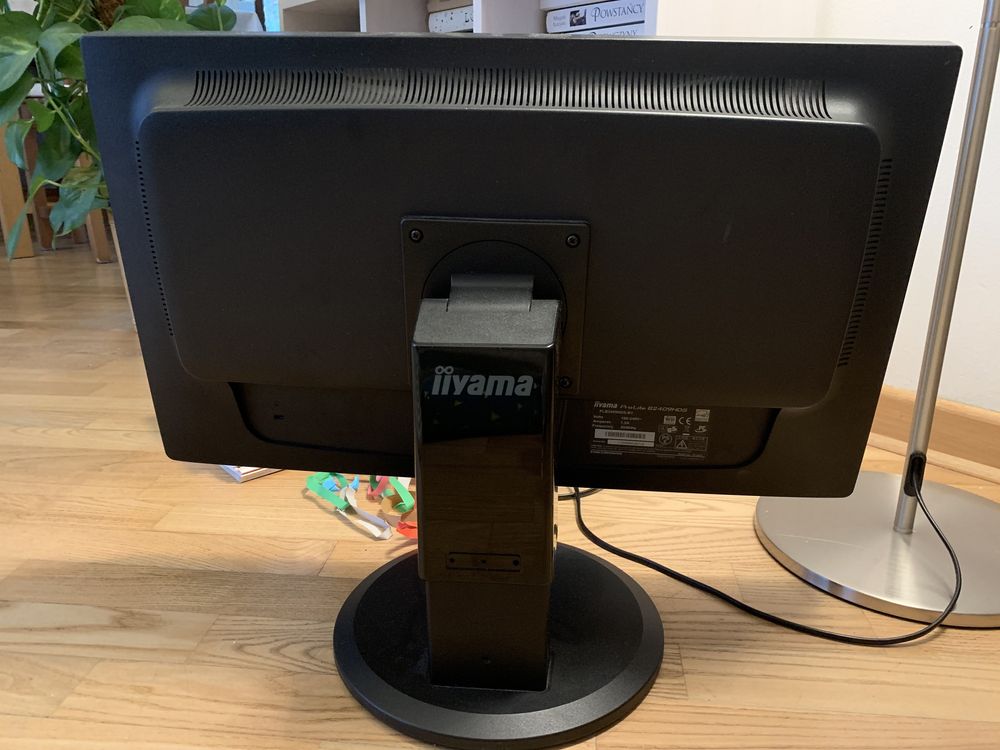 Monitor Iiyama Prolite B2409HDS stan igła !