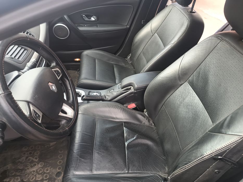 Продам Рено Меган 3 робот 2011