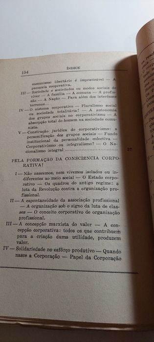 Problemas da Revolução Corporativa - Marcelo Caetano (1941)