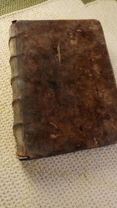 Livro com 278 anos (1742) - Origem e Fundação do Porto
