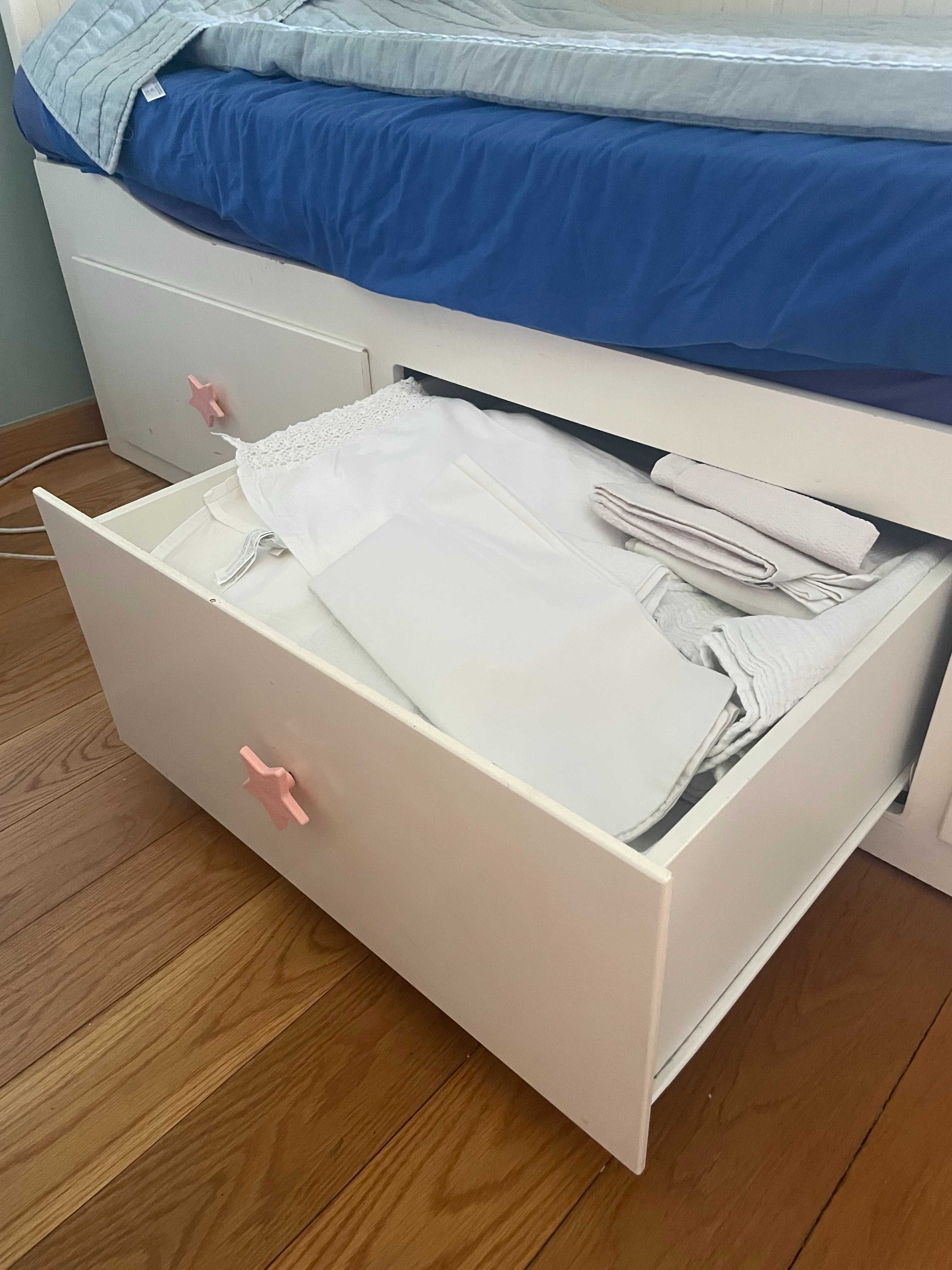 PROMO - CAMA IKEA HEMNES - SEM COLCHÕES - OFERTA LENÇÕIS