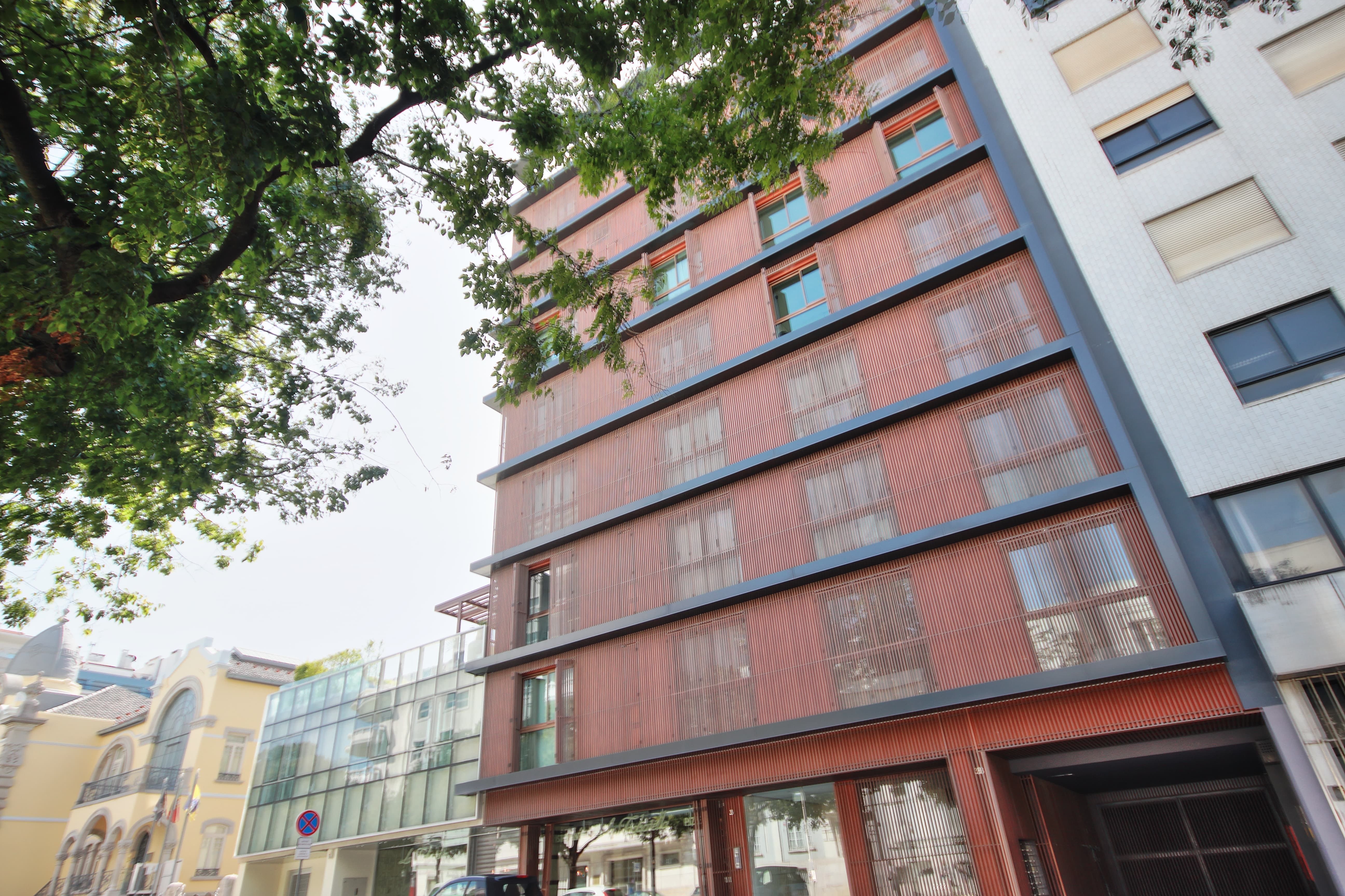 Apartamento T1 de Alto Luxo para Arrendamento – Campo Pequeno, Lisboa
