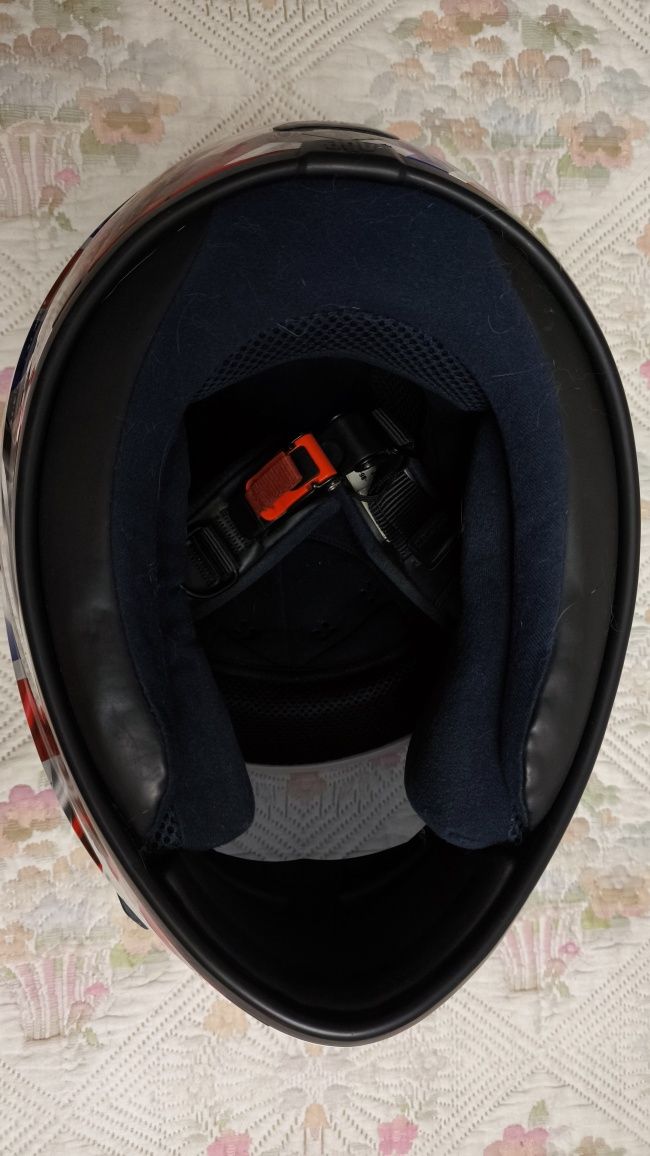 Продам шлем AGV K3 , размер XS, цена 4100 грн.