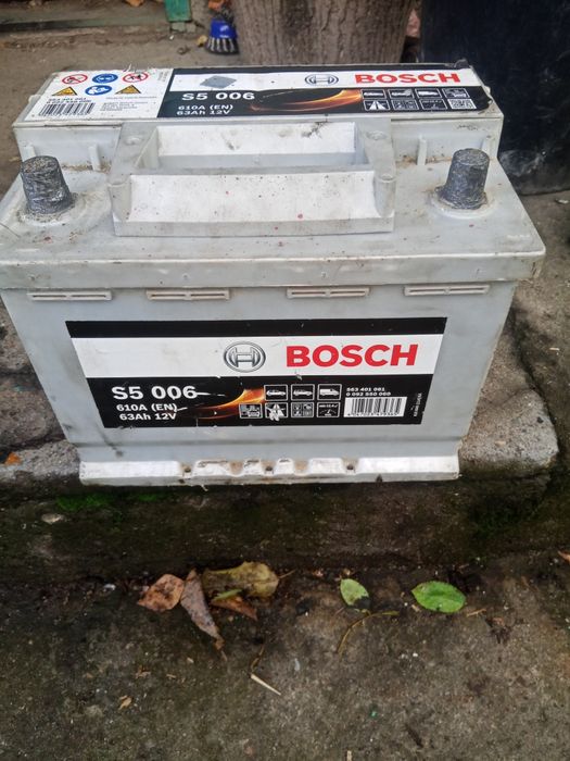 Акомулятор BOSCH 63Ah 610A 12V 500грн