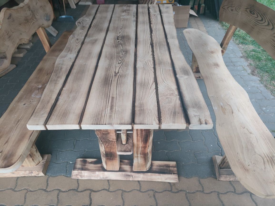 Komplet 2 ławek drewnianych + Stół drewniany