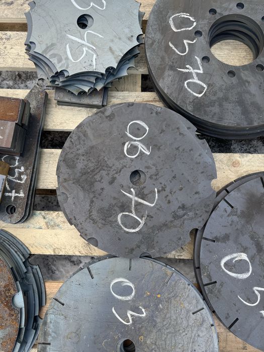 Лазерна порізка металу. Лазерна різка. Плазма.