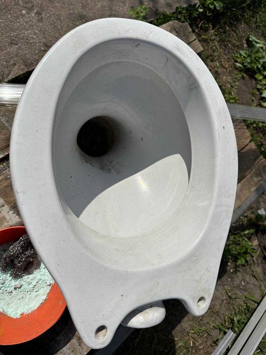 Продам строительный унитаз