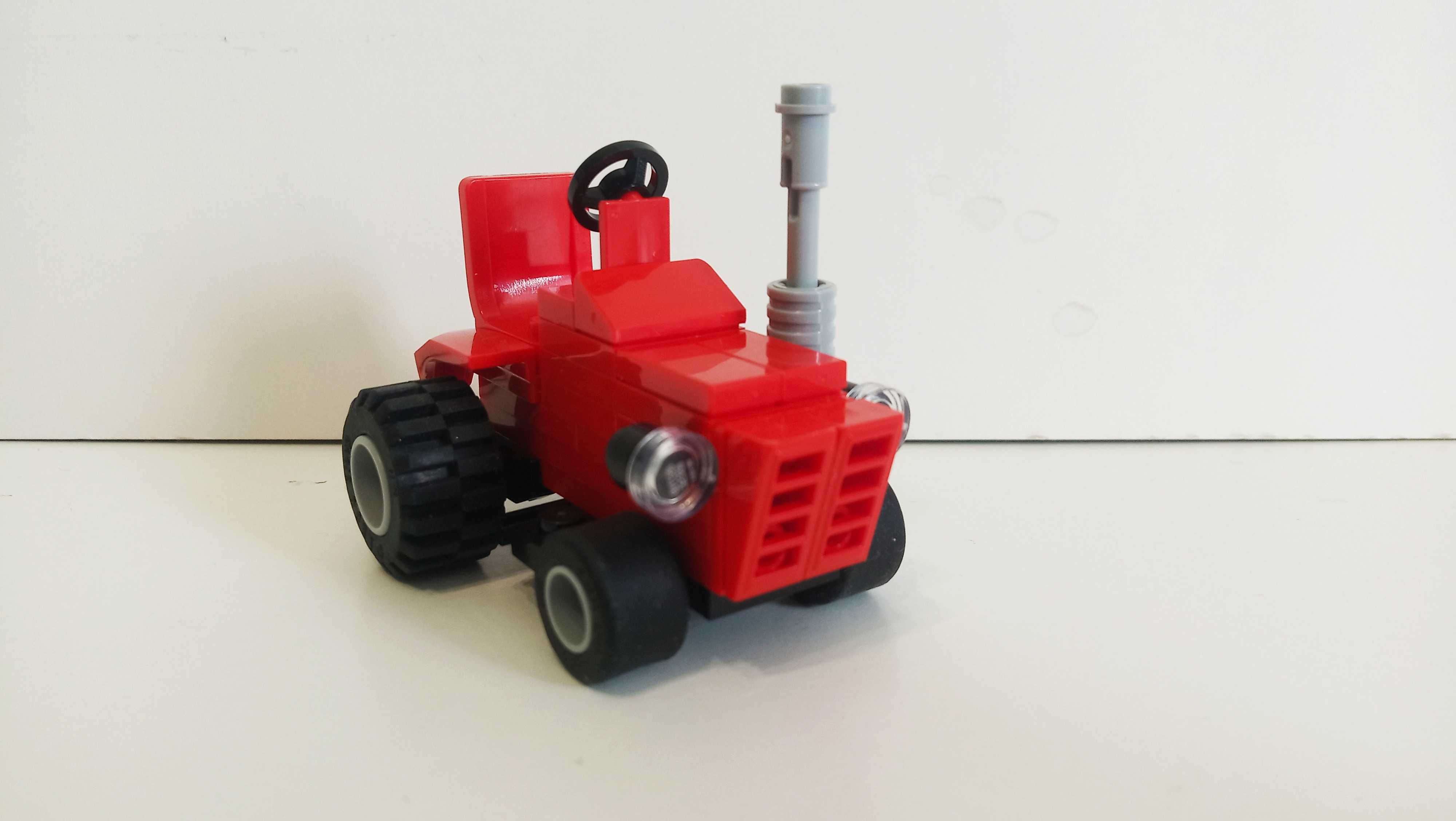Lego Moc traktorek ursus c360 z przyczepką z drzewem