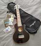 Ukulele Soprano Harley Benton Single Cut - NOVO