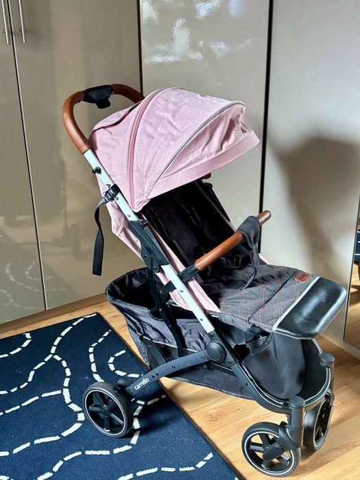 Wózek spacerówka Carrello Astra pudrowy róż, stan bardzo dobry