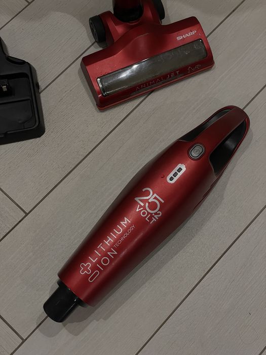 пилосос Sharp Animal Jet (25.2V, Li-Ion)