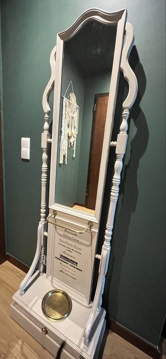 Espelho antigo restaurado