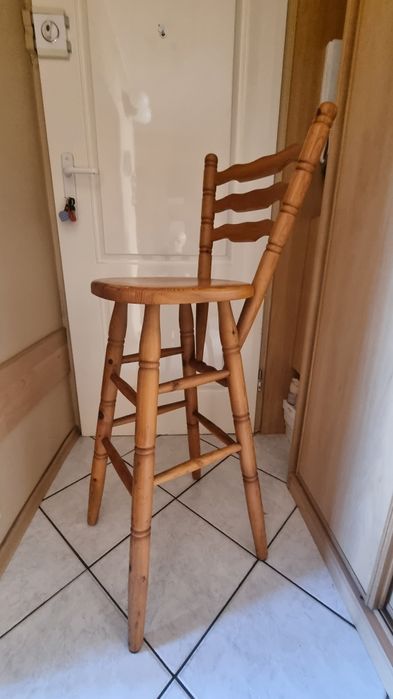 Krzesło hoker   wysokie