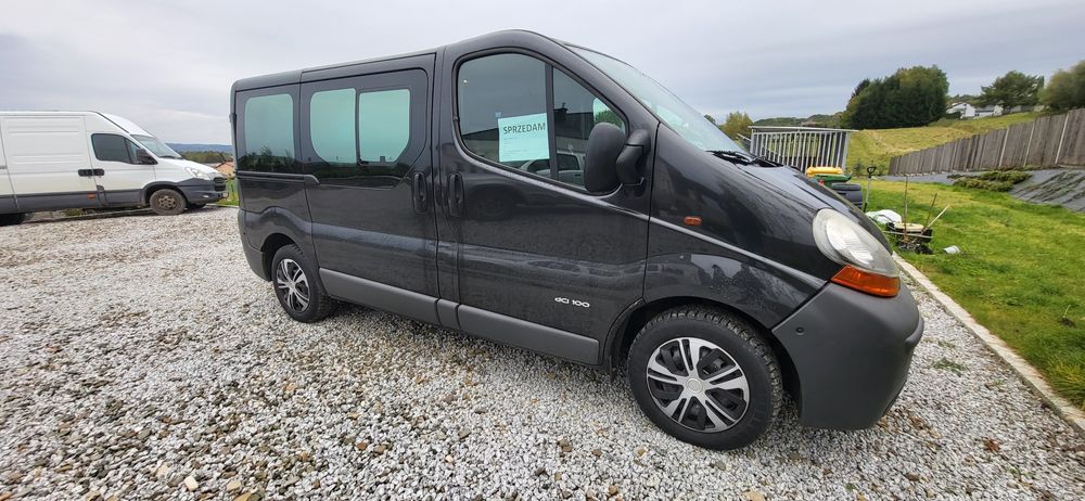 Renault trafic 9os 260tyskm 1.9 DCI