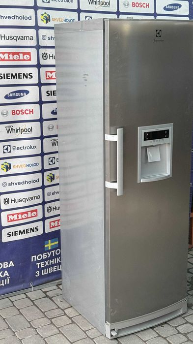 Холодильна шафа б/в без морозильної камери ELECTROLUX No Frost #07559