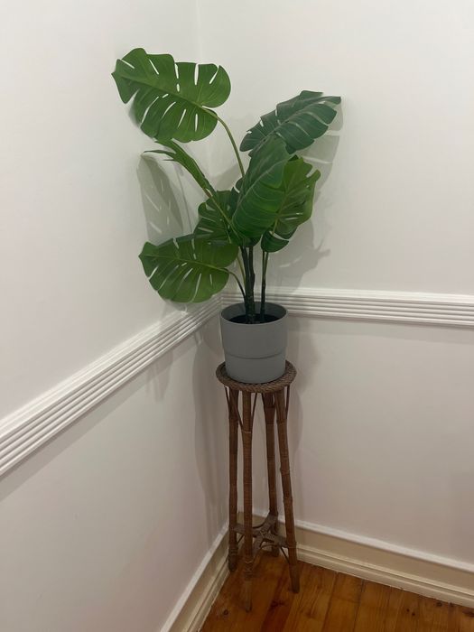 Planta falsa Ikea com suporte