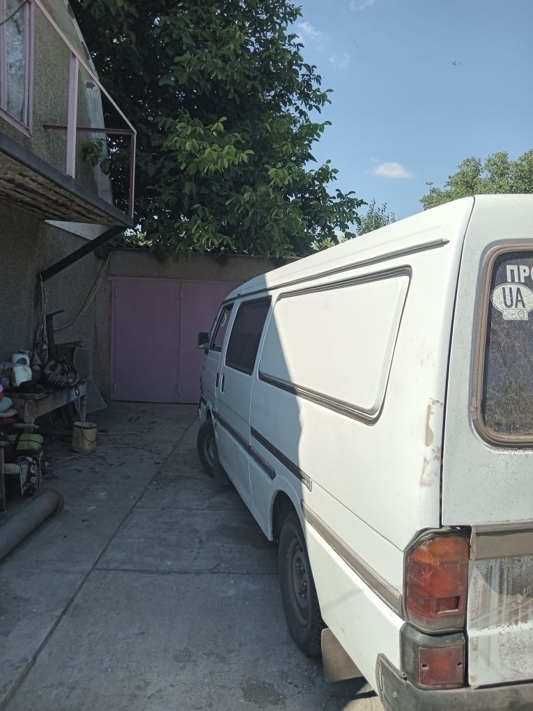 Срочно продам мазда