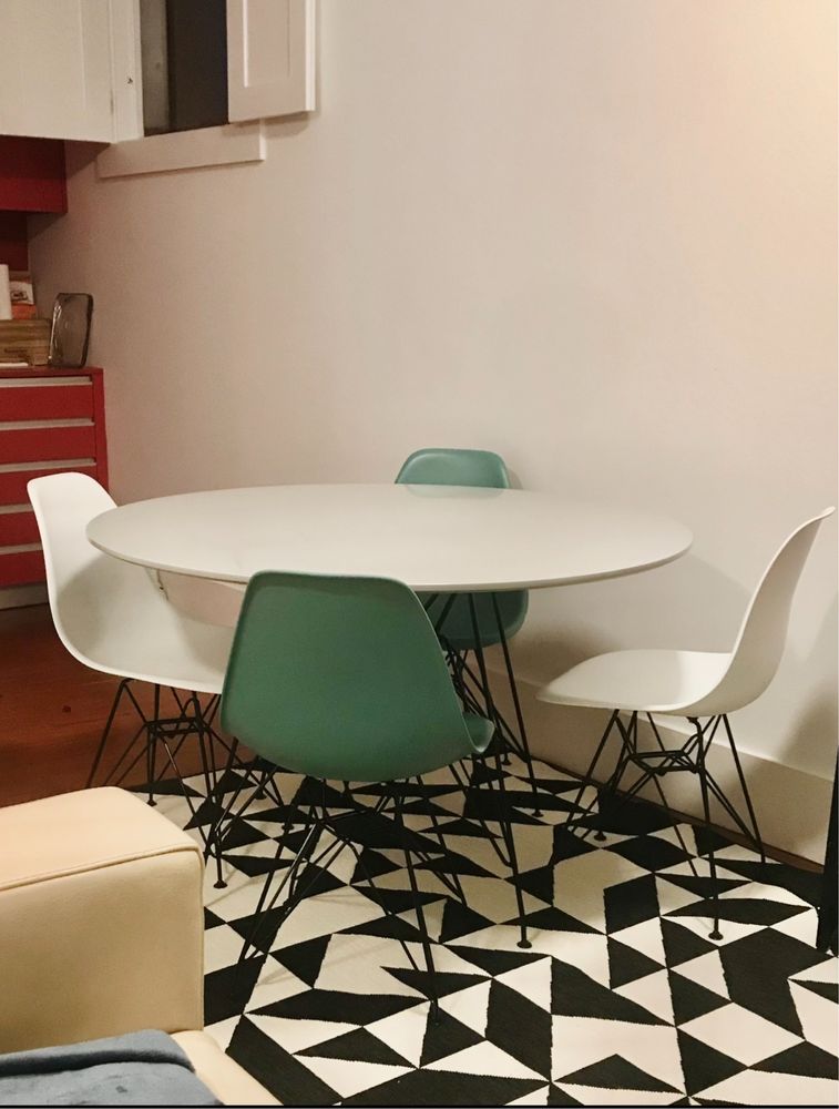 Conjunto mesa e cadeiras Sklum