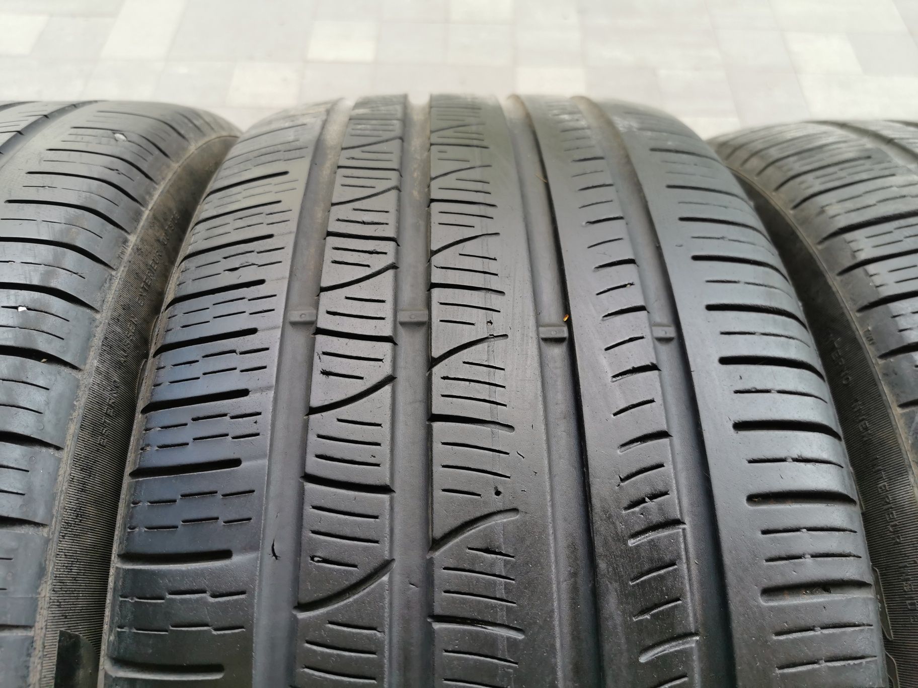 Летняя резина 295/45 R20 Pirelli Runflat