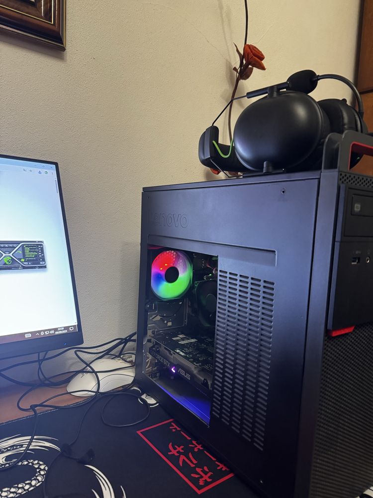 Pc gaming em bom estado.