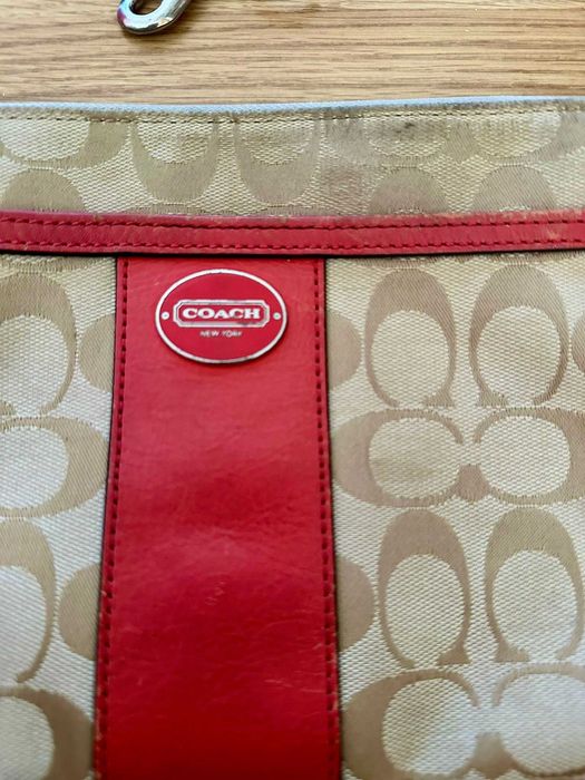 Mala Pouchette Crossbody Coach Bege e Vermelha