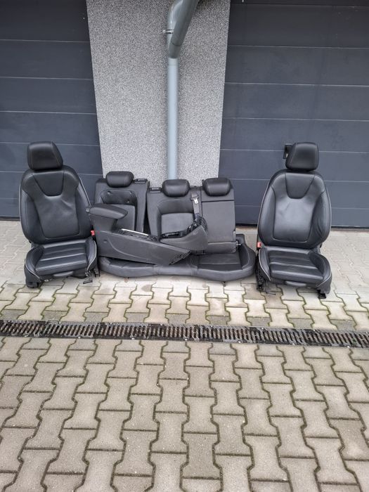 Komplet foteli skórzanych Astra K plus tunel