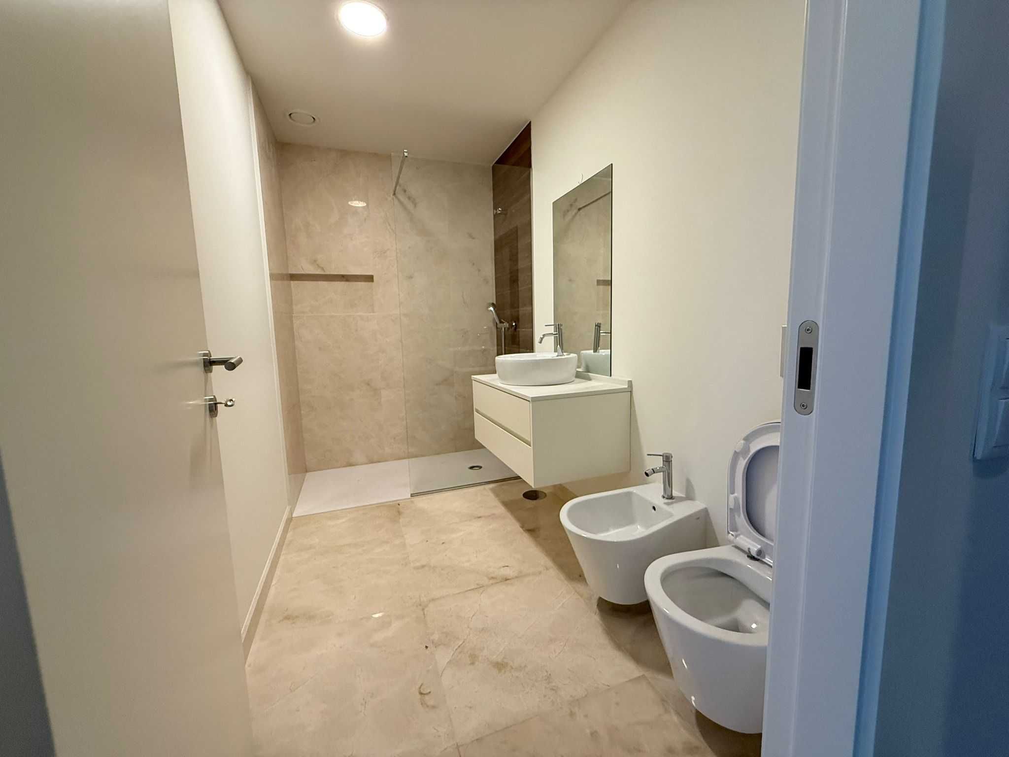 Apartamento T0+1 NOVO