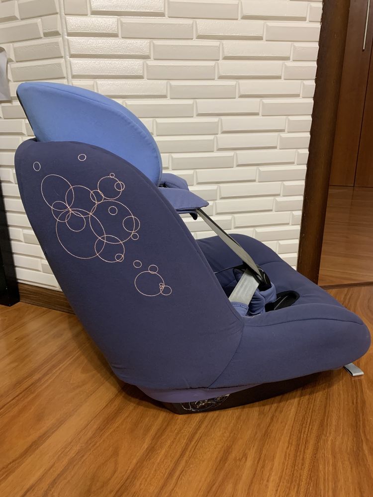 Продам автокрісло maxi cosi pearl з базою family fix