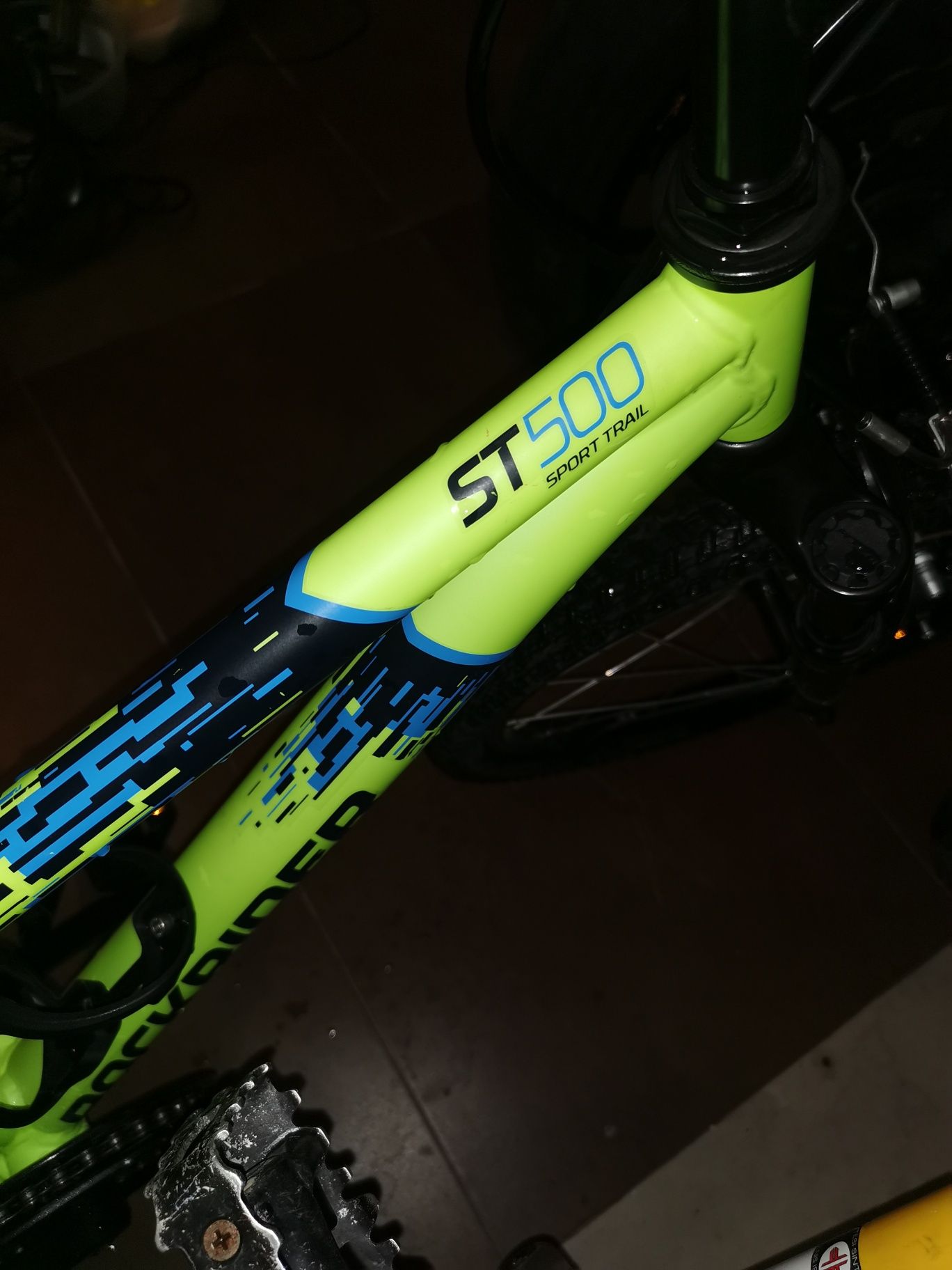 Bicicleta rockrider ST500 roda 20