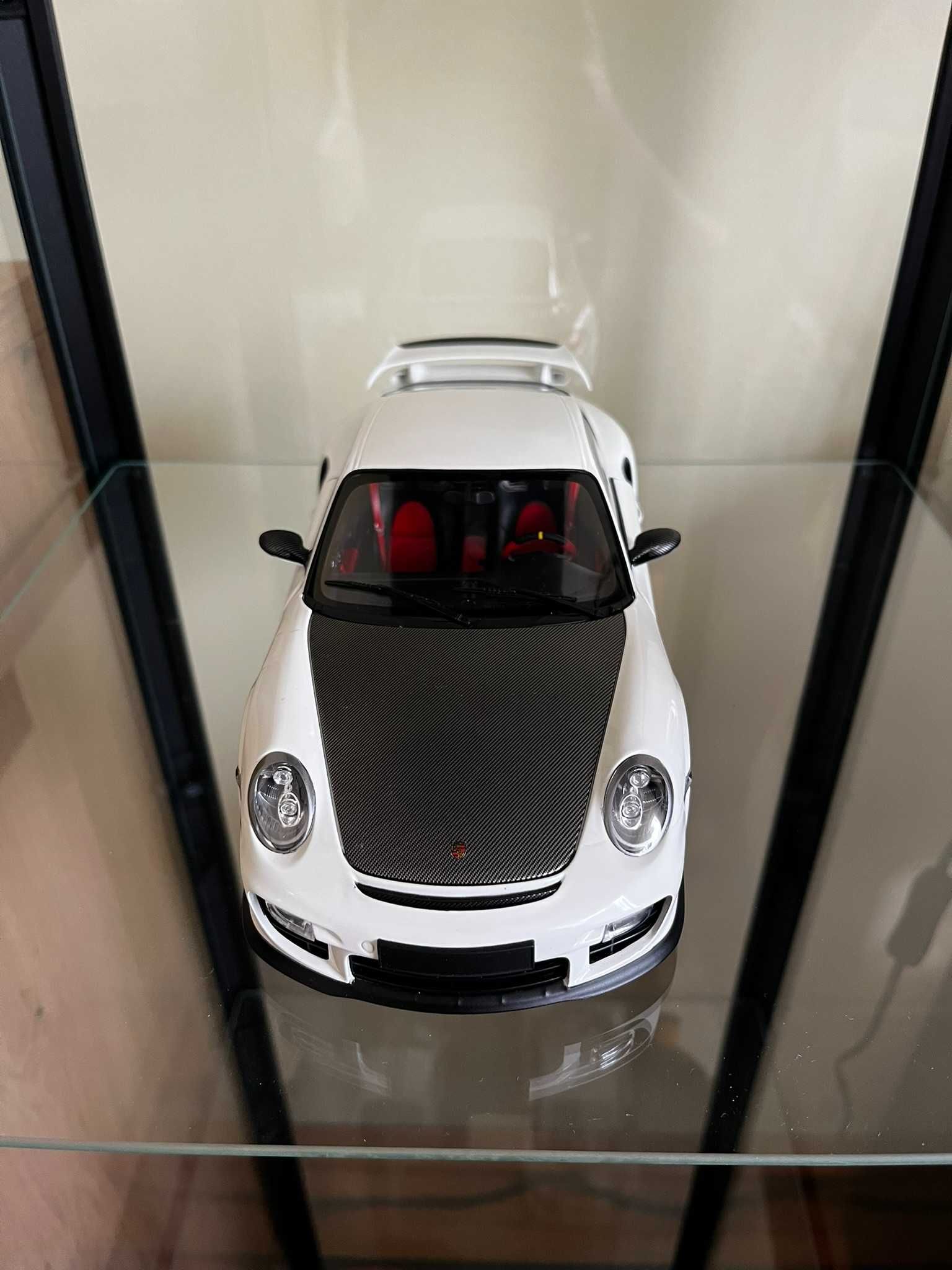 Porsche 911 997 GT2 RS 1:18 Minichamps
