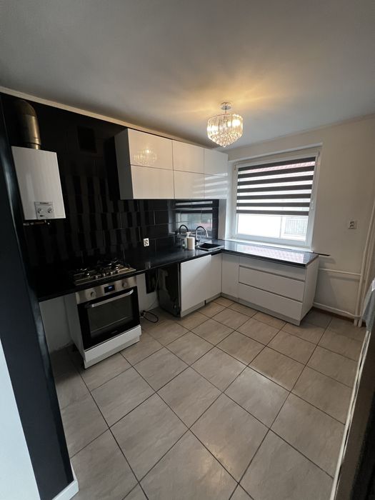 mieszkanie z garazem  murowanym i piwnica