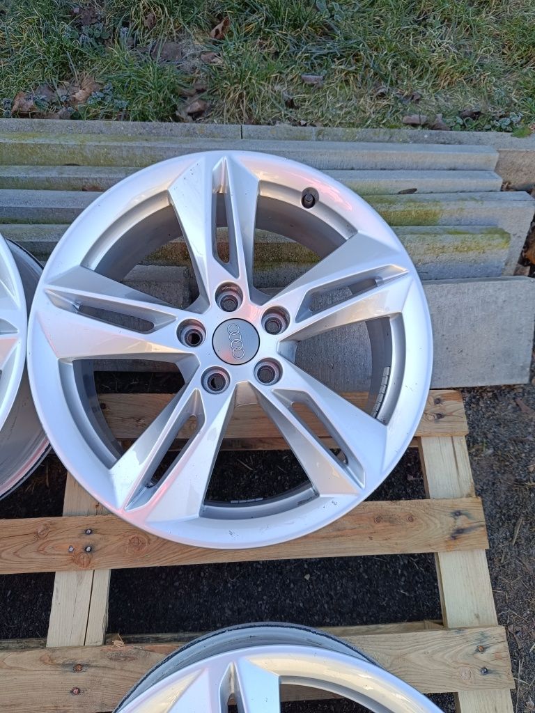 Komplet felg aluminiowych Audi 18 cali ,5x112
