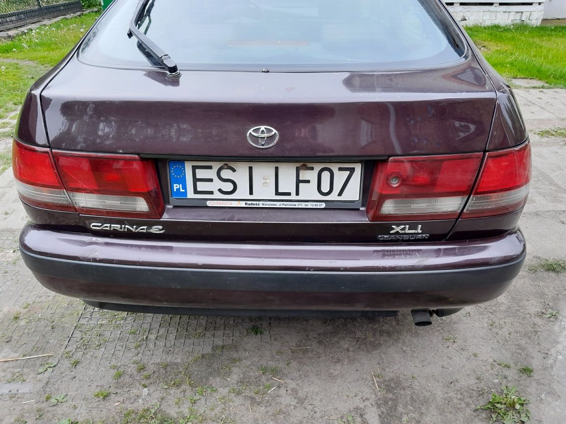 Carina E 93rok benzyna 1.6