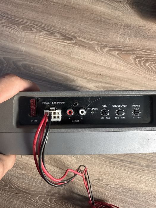 Продам сабвуфер Blaupunkt