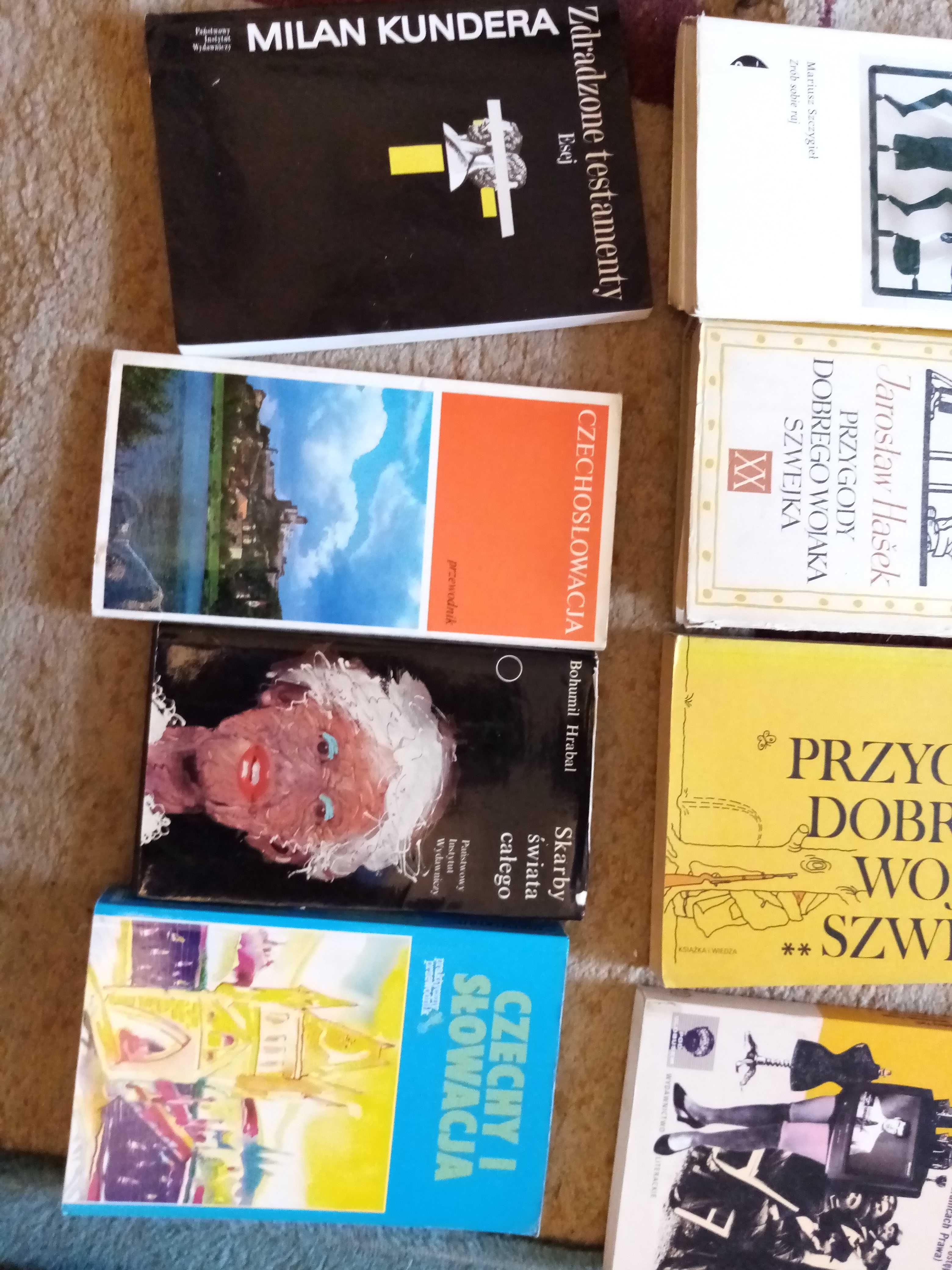 12 szt książki czechy Hrabal Kundera hasek szczygieł